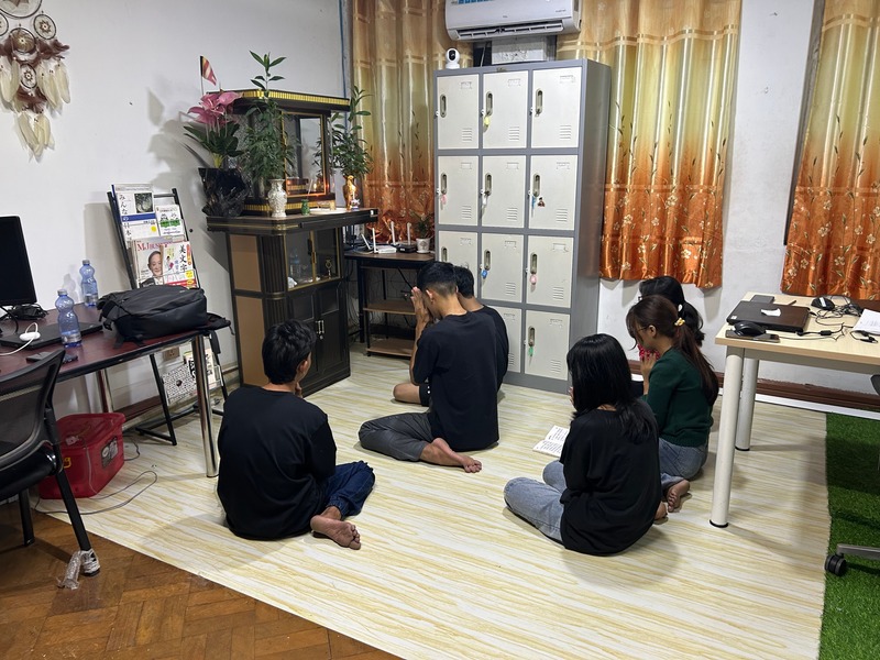 A CAN SOLUTIONS チーム